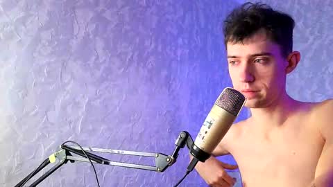 Snapshot of labour_guy chatting on 03/09/25, 12:31 Marco online show from 03/09/25, 12:31