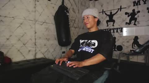 Snapshot of labrinthteasing chatting on 09/28/25, 08:36 labrinthteasing online show from 09/28/25, 08:36