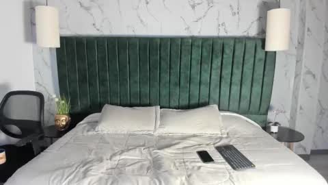 Snapshot of labrinthteasing chatting on 10/03/25, 12:24 labrinthteasing online show from 10/03/25, 12:24