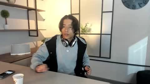 Snapshot of labrinthteasing chatting on 10/12/25, 01:54 labrinthteasing online show from 10/12/25, 01:54