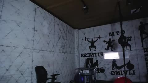 Snapshot of labrinthteasing chatting on 10/17/25, 12:30 labrinthteasing online show from 10/17/25, 12:30