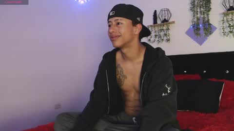 labrinthteasing online show from 04/08/26, 12:05