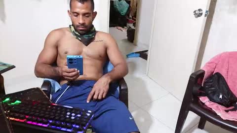 Snapshot of lacasadelosmunecosbq chatting on 11/26/25, 04:46 Bruno Smith online show from 11/26/25, 04:46