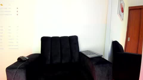 lace_victoria online show from 12/16/24, 10:45