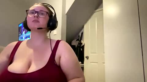 Snapshot of laceybaby20 chatting on 12/02/25, 01:55 laceybaby20 online show from 12/02/25, 01:55