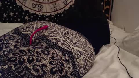 Snapshot of laceyblack42069 chatting on 11/25/25, 01:27 Lacey online show from 11/25/25, 01:27