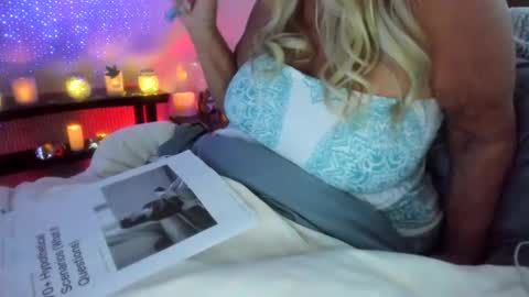 Lacey online show from 04/19/26, 04:45