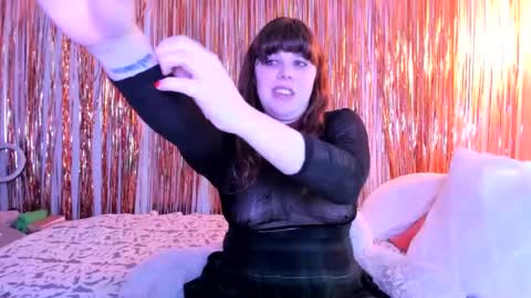 Chelsea Poe online show from 12/16/24, 09:52