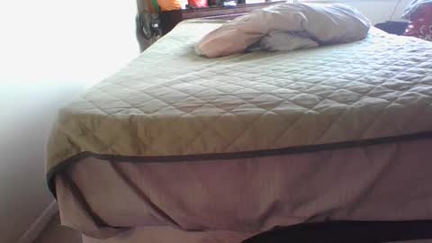 lachickadelbronx online show from 03/04/25, 08:49