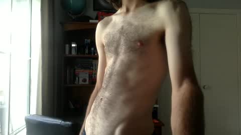 Snapshot of lachysims3 chatting on 01/19/25, 05:58 Sims online show from 01/19/25, 05:58