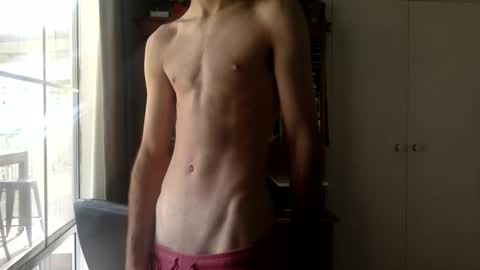 Snapshot of lachysims3 chatting on 01/18/26, 10:13 Sims online show from 01/18/26, 10:13