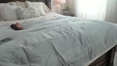 lacii_lo online show from 05/27/26, 04:04