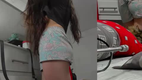 Snapshot of lacii_lost chatting on 04/11/26, 03:38 LACI LOST online show from 04/11/26, 03:38