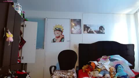 Snapshot of lacolombiana_bitch chatting on 09/16/25, 06:53 Valentina online show from 09/16/25, 06:53