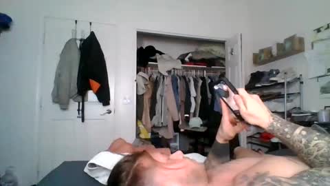 Snapshot of lacrioxcum18 chatting on 02/09/25, 11:25 lacrioxcum18 online show from 02/09/25, 11:25