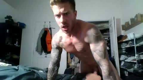 Snapshot of lacrioxcum18 chatting on 02/26/25, 05:53 lacrioxcum18 online show from 02/26/25, 05:53