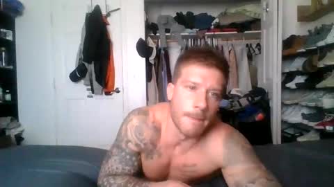 Snapshot of lacrioxcum18 chatting on 09/10/25, 06:41 lacrioxcum18 online show from 09/10/25, 06:41