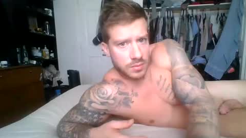 Snapshot of lacrioxcum18 chatting on 09/20/25, 06:53 lacrioxcum18 online show from 09/20/25, 06:53