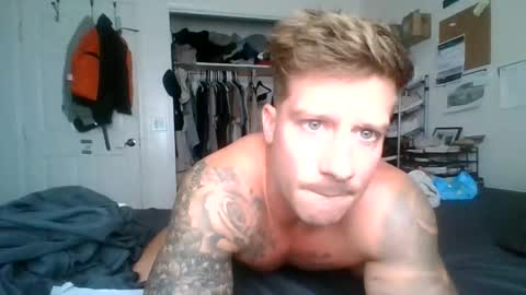 Snapshot of lacrioxcum18 chatting on 11/23/25, 09:14 lacrioxcum18 online show from 11/23/25, 09:14