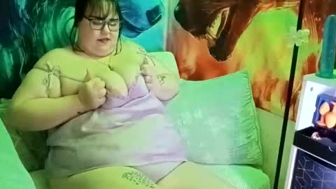 lacy_deville online show from 04/26/26, 06:05