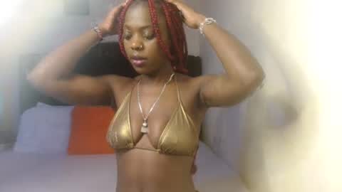 Snapshot of ladasha_montaz chatting on 11/03/25, 07:04 ladasha online show from 11/03/25, 07:04