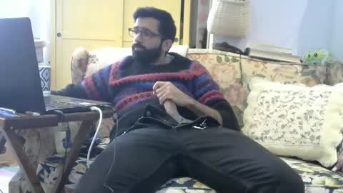 Snapshot of ladex96 chatting on 02/09/25, 06:26 Ali online show from 02/09/25, 06:26