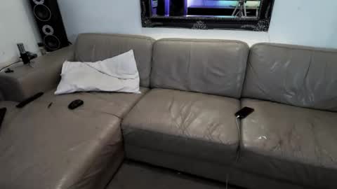 Snapshot of ladshed chatting on 12/17/24, 08:21 Hectic online show from 12/17/24, 08:21