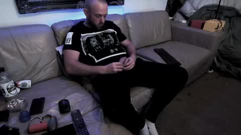 Snapshot of ladshed chatting on 12/27/24, 05:37 Hectic online show from 12/27/24, 05:37