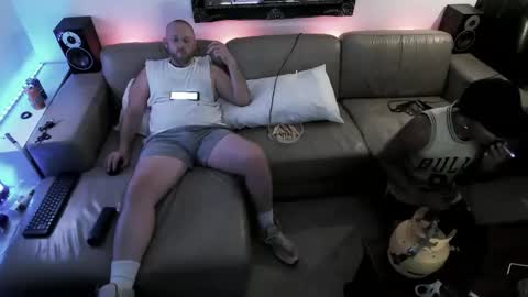 Snapshot of ladshed chatting on 02/04/25, 03:26 Hectic online show from 02/04/25, 03:26