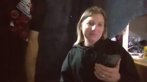 lady420777 online show from 05/04/26, 04:19