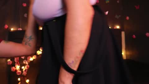 Kathie  Dicky    online show from 10/07/25, 03:53