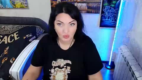 lady_boom_ online show from 09/19/25, 05:35