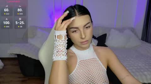 Snapshot of lady_charm__ chatting on 05/20/26, 05:24 Mira online show from 05/20/26, 05:24