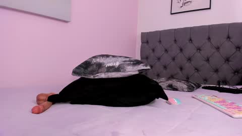 Karla - Instagram   lady karla1 online show from 02/27/25, 07:47