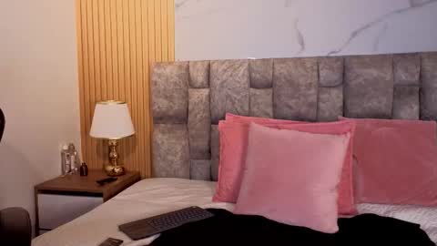 lady_dark__ online show from 03/06/26, 08:38