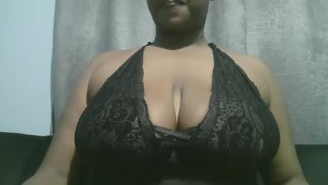 lady_dearra online show from 11/02/25, 03:53