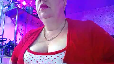 Lady Gloria online show from 10/12/25, 05:06
