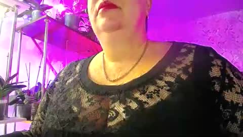 Lady Gloria online show from 10/14/25, 04:24
