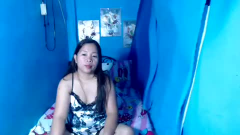 lady_in_bed69 online show from 05/03/26, 09:54