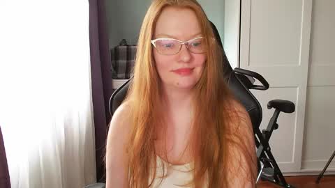 Snapshot of lady_inari chatting on 04/04/26, 02:14 Angelika online show from 04/04/26, 02:14