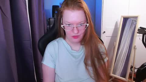 Snapshot of lady_inari chatting on 05/09/26, 11:43 Angelika online show from 05/09/26, 11:43