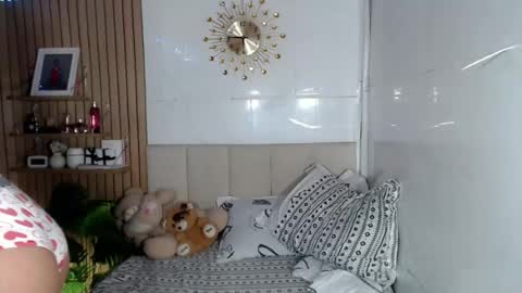 Snapshot of lady_jedyy chatting on 07/26/26, 01:07 online show from 07/26/26, 01:07