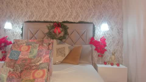 Snapshot of lady_lacey05 chatting on 12/15/24, 05:42 Gaby online show from 12/15/24, 05:42