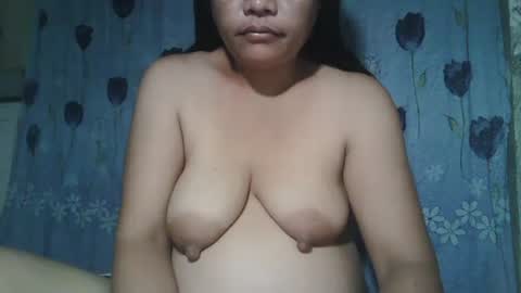 Snapshot of lady_love063 chatting on 09/24/25, 09:29 lady_love063 online show from 09/24/25, 09:29