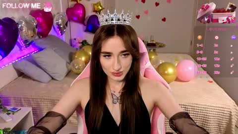 Snapshot of lady_luck18 chatting on 03/27/26, 01:22 Olivia online show from 03/27/26, 01:22