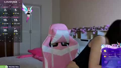 Snapshot of lady_luck18 chatting on 08/06/26, 01:18 Olivia online show from 08/06/26, 01:18