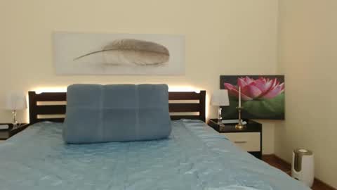 Sofi online show from 02/27/25, 05:45