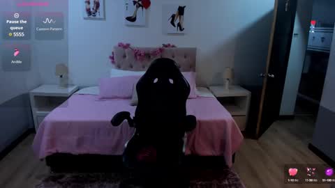 Snapshot of lady_noize chatting on 03/06/25, 01:48 Lady  online show from 03/06/25, 01:48