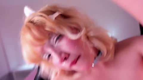 Snapshot of lady_noize chatting on 03/12/25, 11:01 Lady  online show from 03/12/25, 11:01