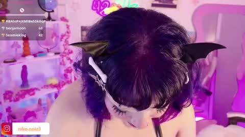 Snapshot of lady_noize chatting on 02/28/26, 01:50 Lady online show from 02/28/26, 01:50